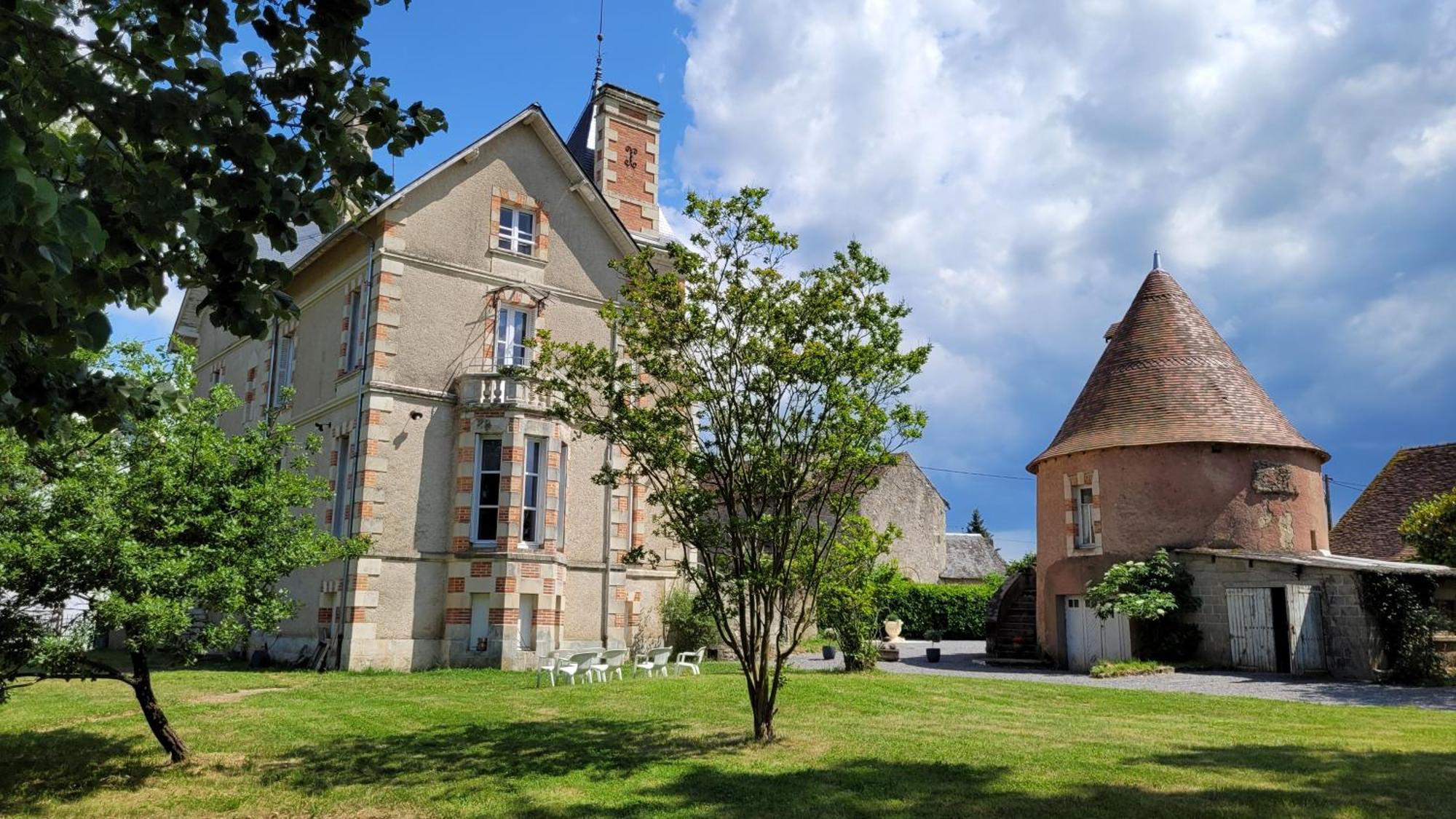 Villa Saint Pierre La Trimouille Buitenkant foto